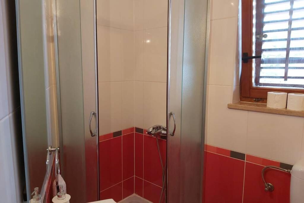 Beautiful Apartment 80 M From The Sea Marusici  Eksteriør bilde