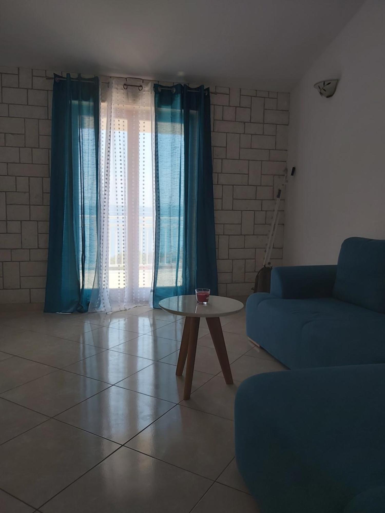 Beautiful Apartment 80 M From The Sea Marusici  Rom bilde